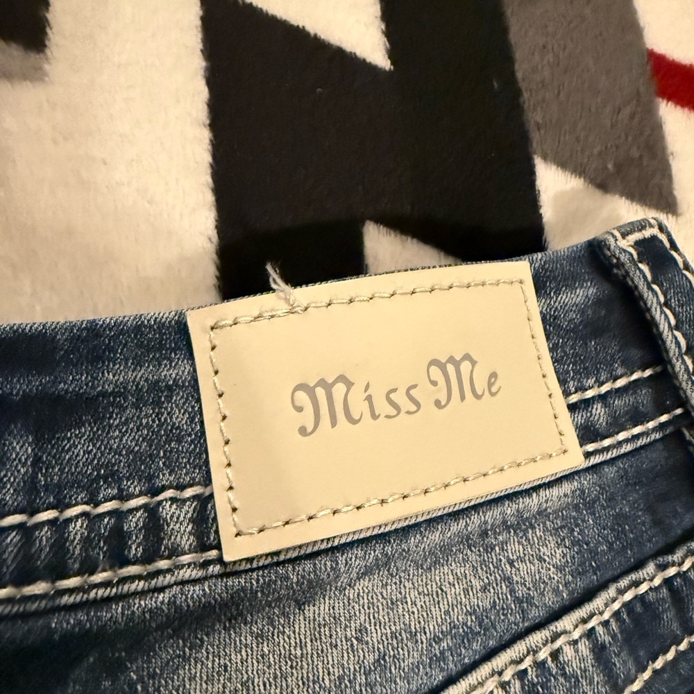 Miss Me Blue Boot Cut Jeans Classic Style - Picture 5 of 15